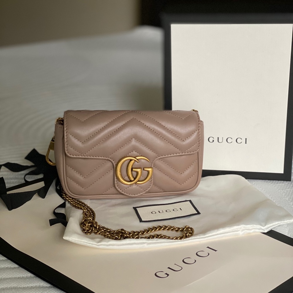 GUCCI Marmont Matelassé Leather Super Mini Bag
